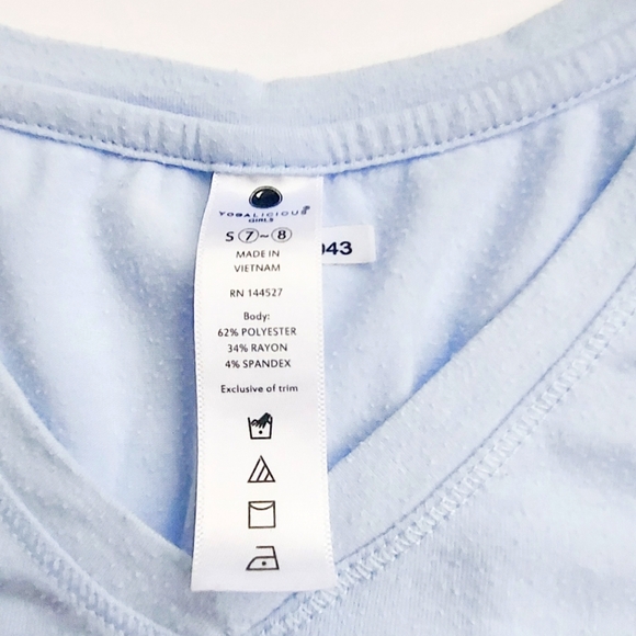 Yogalicious girls top, size 7-8, tank top, blue - Picture 2 of 4